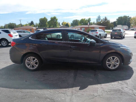 2017 Chevrolet Cruze LT Auto