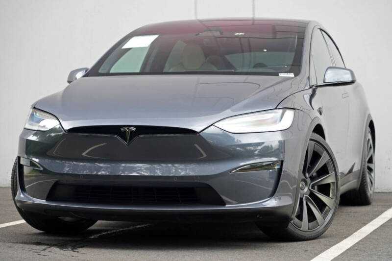 2023 Tesla Model X Standard Range