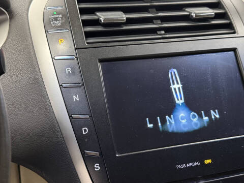 2014 Lincoln MKZ