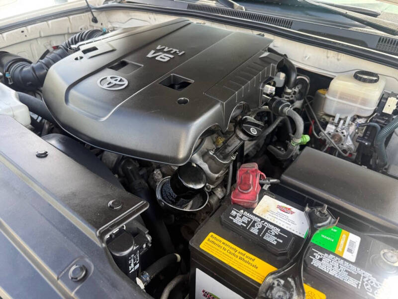 2005 Toyota 4Runner SR5