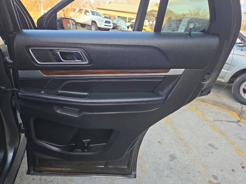 2017 Ford Explorer Limited
