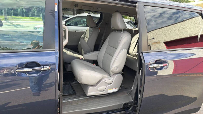 2018 Toyota Sienna
