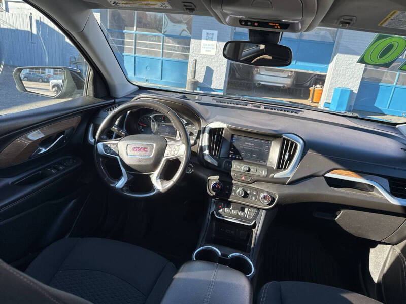 2020 GMC Terrain SLE