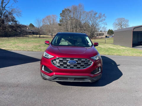 2019 Ford Edge Titanium