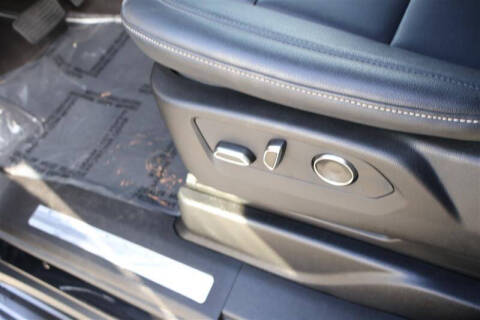 2024 Cadillac Escalade ESV Luxury