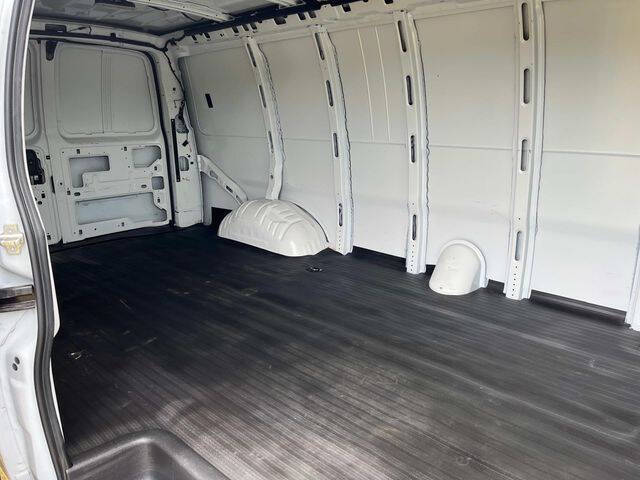 2023 Chevrolet Express 2500