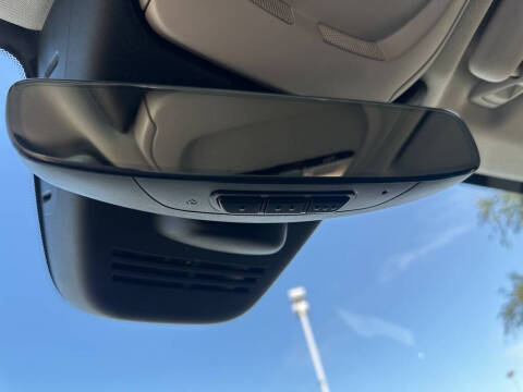 2025 Volvo XC60 B5 Plus Dark Theme