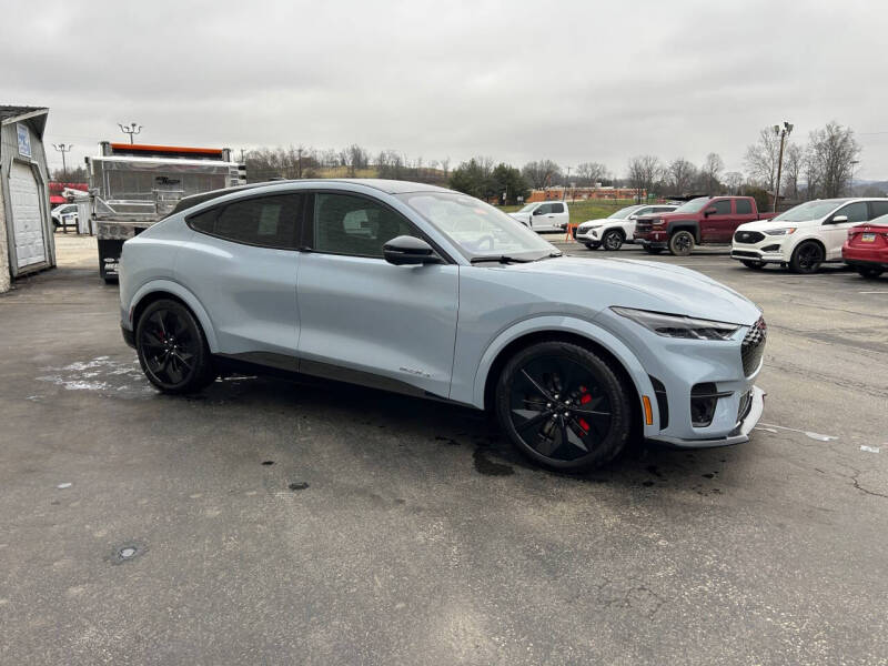2025 Ford Mustang Mach-E GT