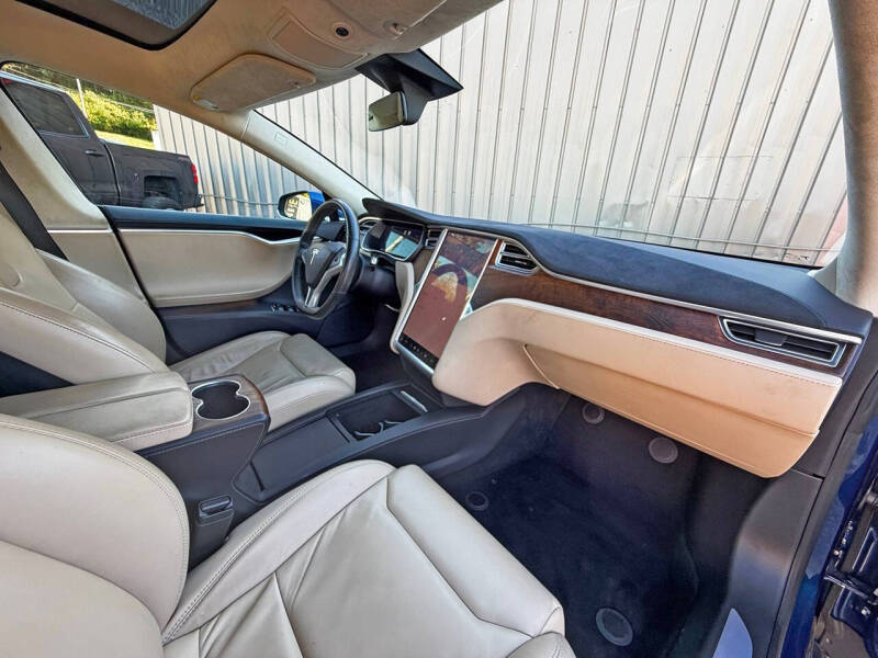 2017 Tesla Model S 75D