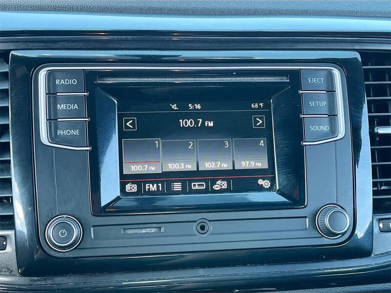 2017 Volkswagen Beetle 1.8T S