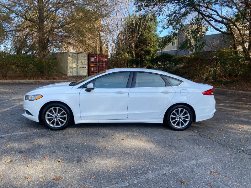 2017 Ford Fusion SE