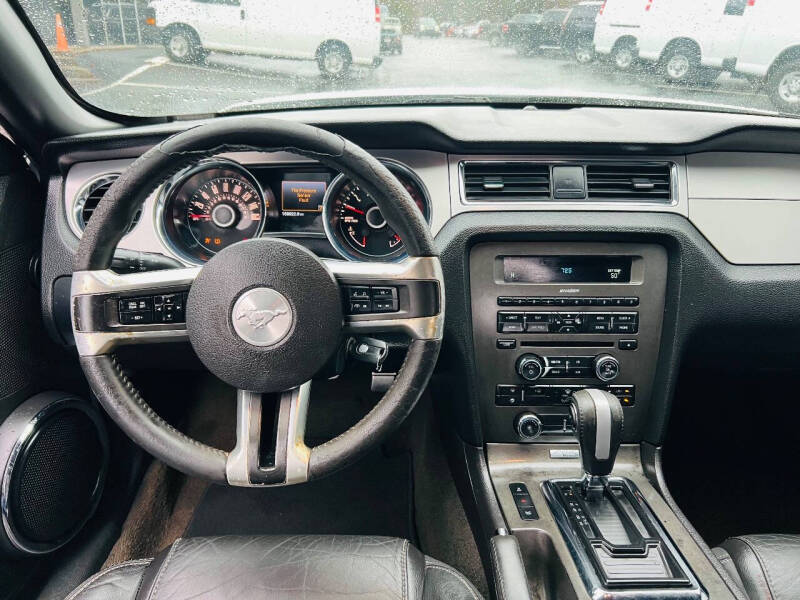 2014 Ford Mustang V6 Premium