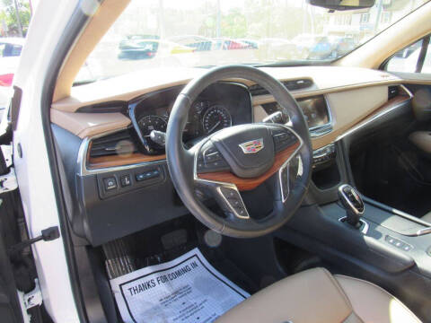 2019 Cadillac XT5 Platinum