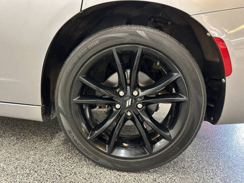 2017 Dodge Charger SXT