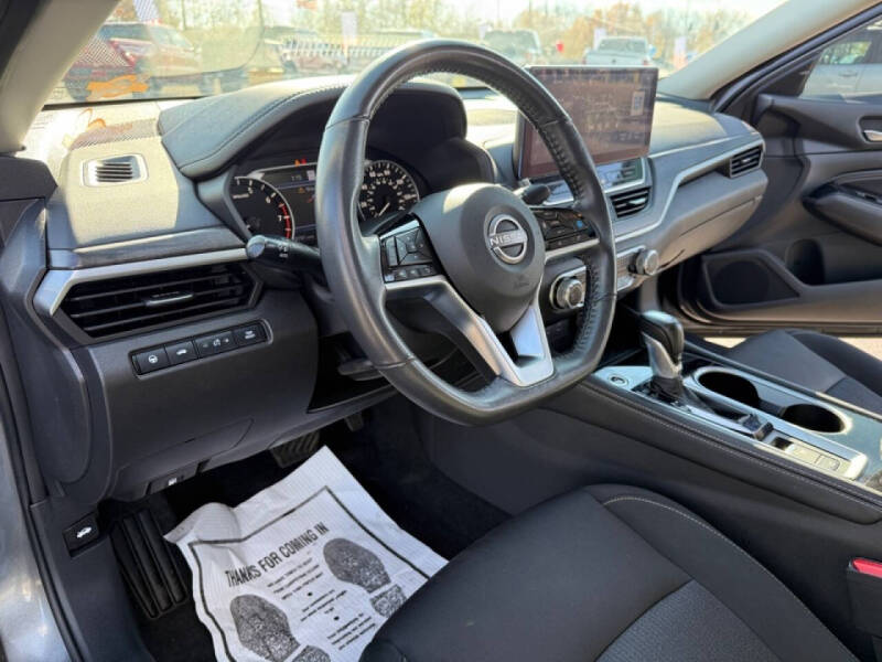 2023 Nissan Altima 2.5 SV