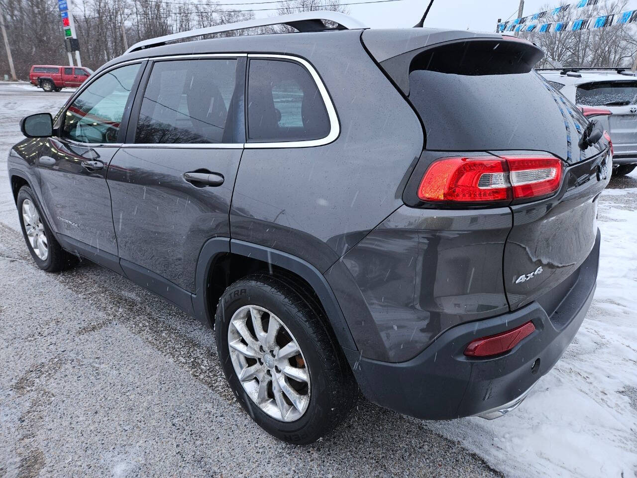 2015 Jeep Cherokee for sale at DANGO AUTO SALES in HOWARD CITY, MI