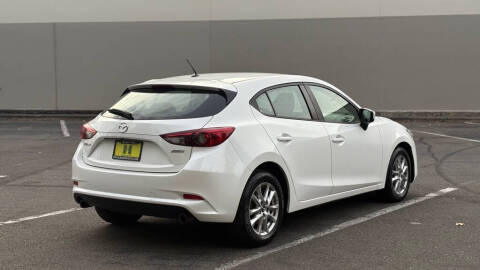 2017 Mazda MAZDA3 Sport