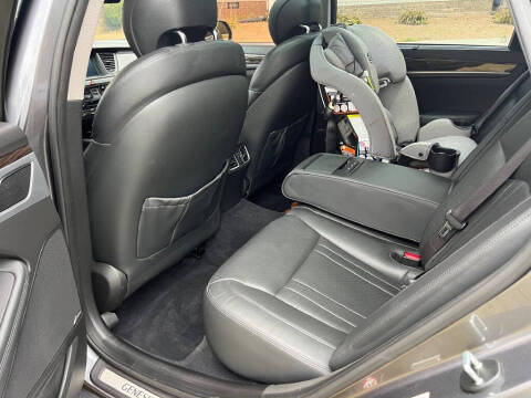 2015 Hyundai Genesis