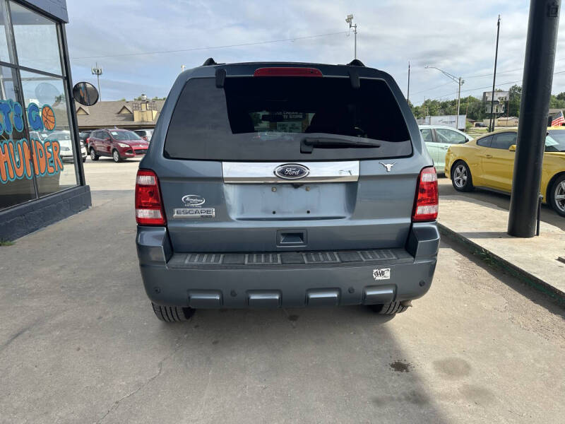 2010 Ford Escape Limited