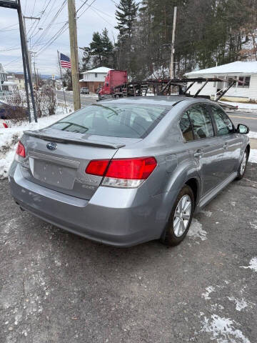 2011 Subaru Legacy 2.5i Premium