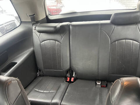 2011 GMC Acadia Denali