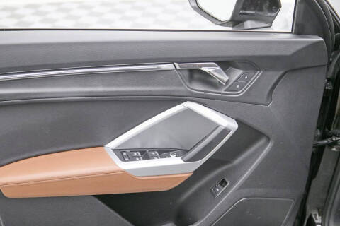 2021 Audi Q3 quattro S line Prem Plus 45 TFSI