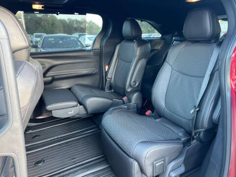 2025 Toyota Sienna Limited 7-Passenger