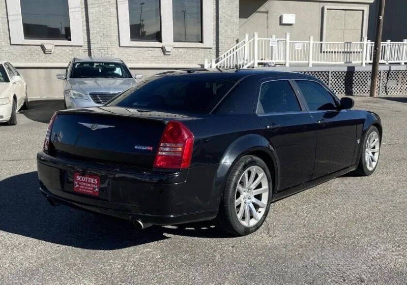 2006 Chrysler 300 SRT-8