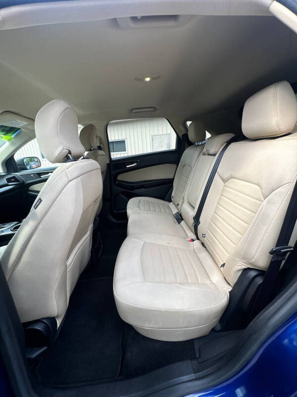 2015 Ford Edge SE