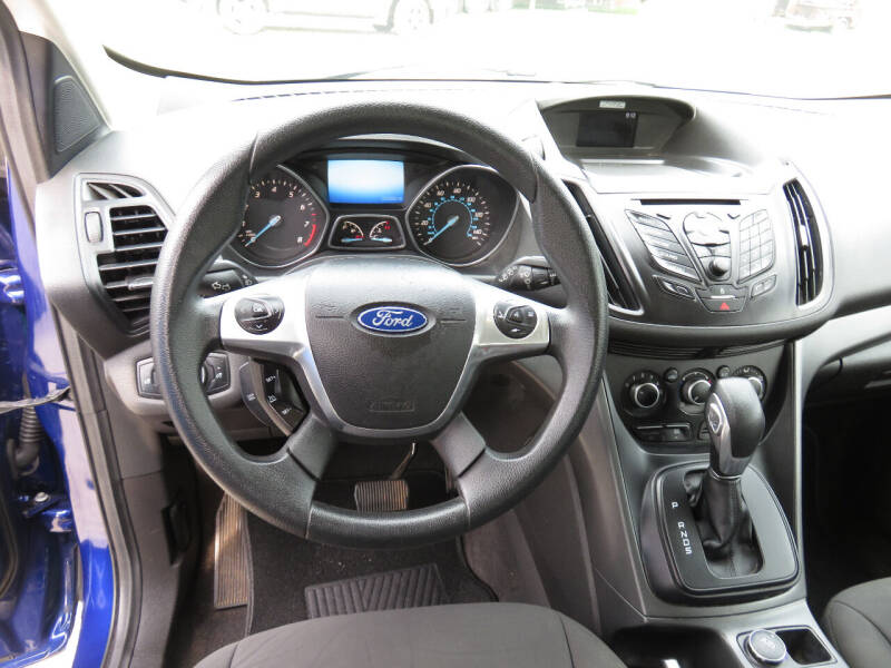 2016 Ford Escape S