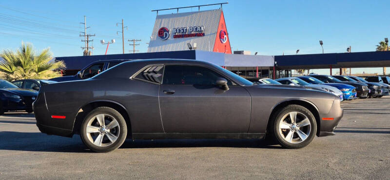 2021 Dodge Challenger SXT