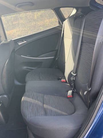 2017 Hyundai Accent SE