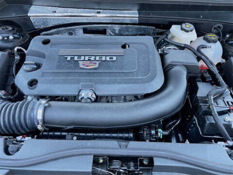 2024 Cadillac XT4 Luxury