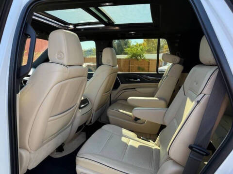 2021 Cadillac Escalade Premium Luxury