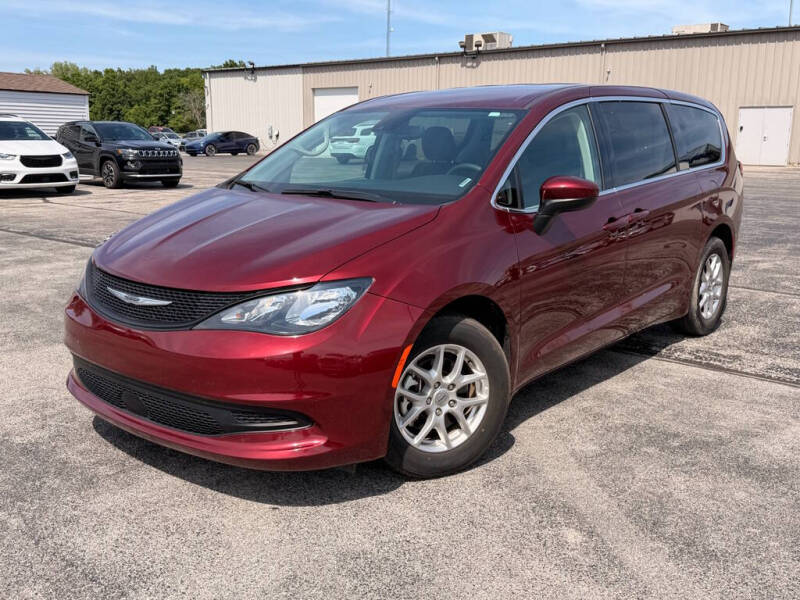 2023 Chrysler Voyager LX