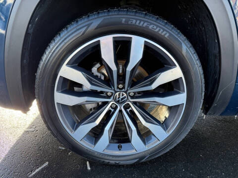 2022 Volkswagen Atlas Cross Sport V6 SEL Premium R-Line 4Motion