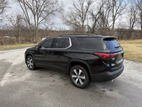 2023 Chevrolet Traverse LT Leather