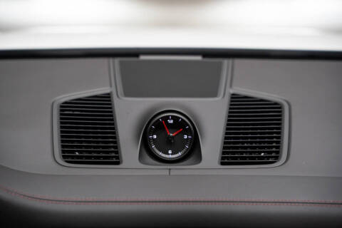 2022 Porsche Cayenne Platinum Edition