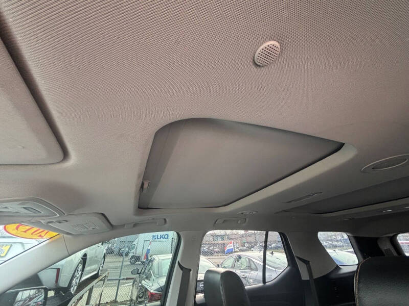 2019 Chevrolet Traverse RS