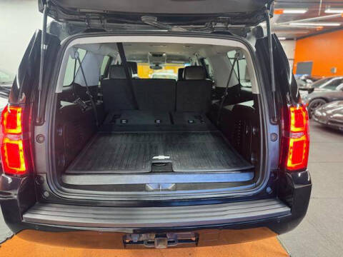 2018 Chevrolet Suburban LS