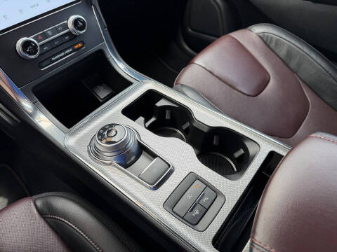 2021 Ford Edge Titanium