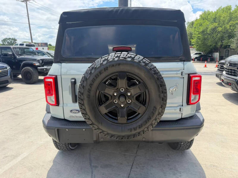 2022 Ford Bronco Black Diamond Advanced