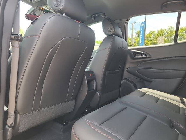2025 Chevrolet Trax RS