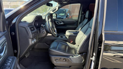 2022 GMC Yukon XL SLT