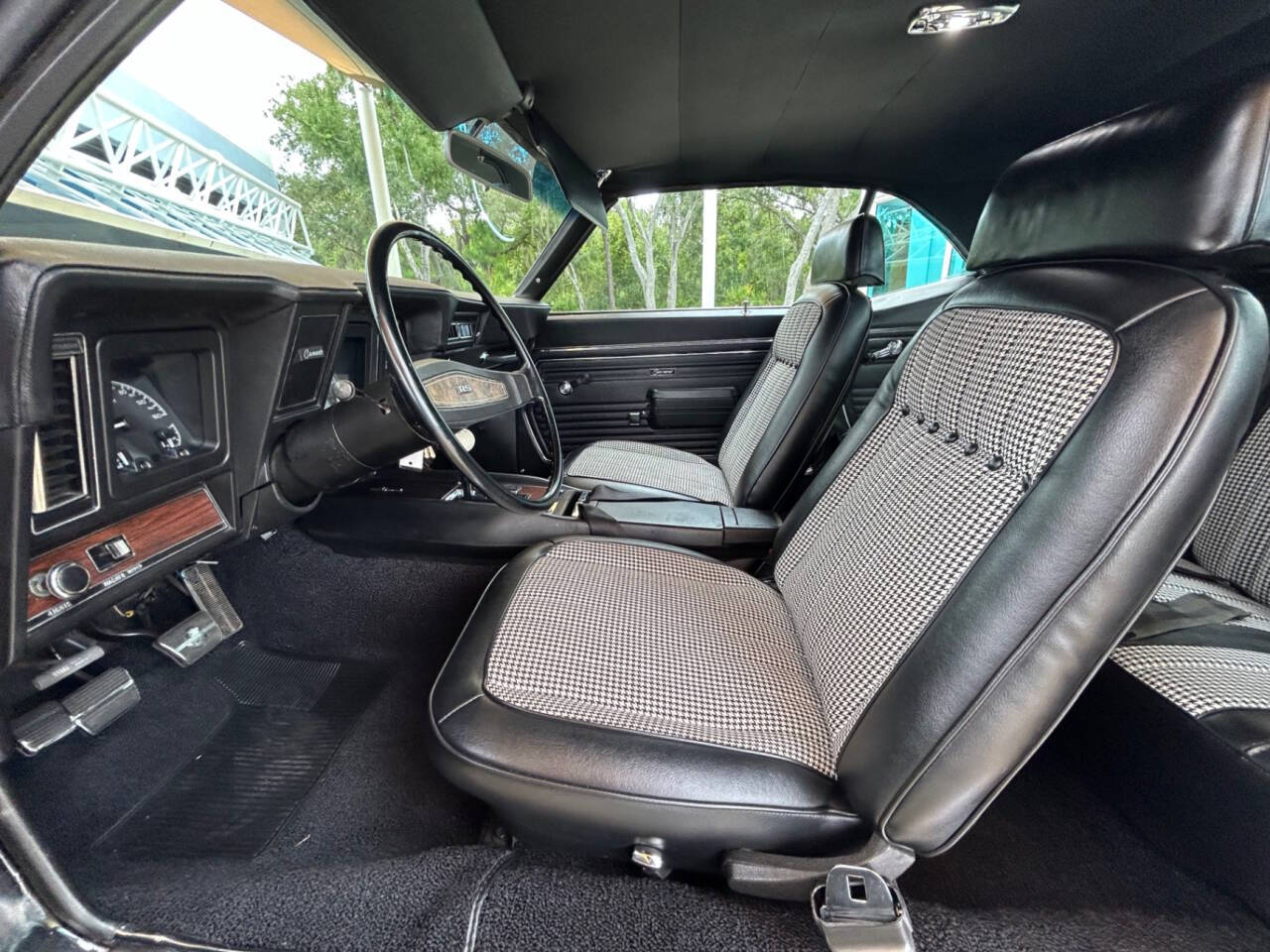 1969 Chevrolet Camaro 16