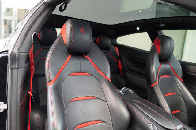 2018 Ferrari GTC4Lusso T 34