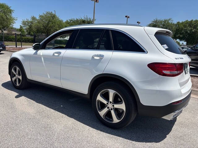 2016 Mercedes-Benz GLC 3