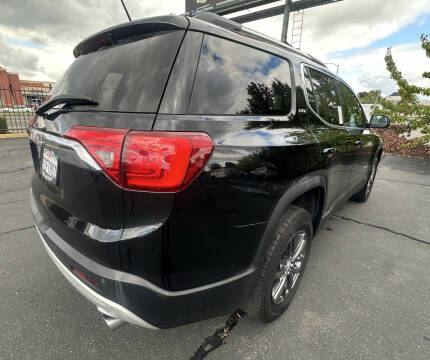 2017 GMC Acadia SLT-1