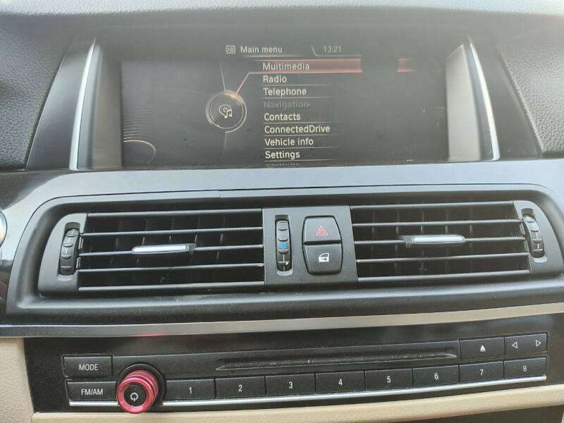 2016 BMW 5 Series 528i