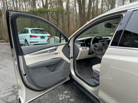 2017 Cadillac XT5 Luxury